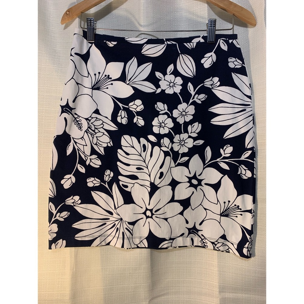 Tommy Bahama Mini skirt